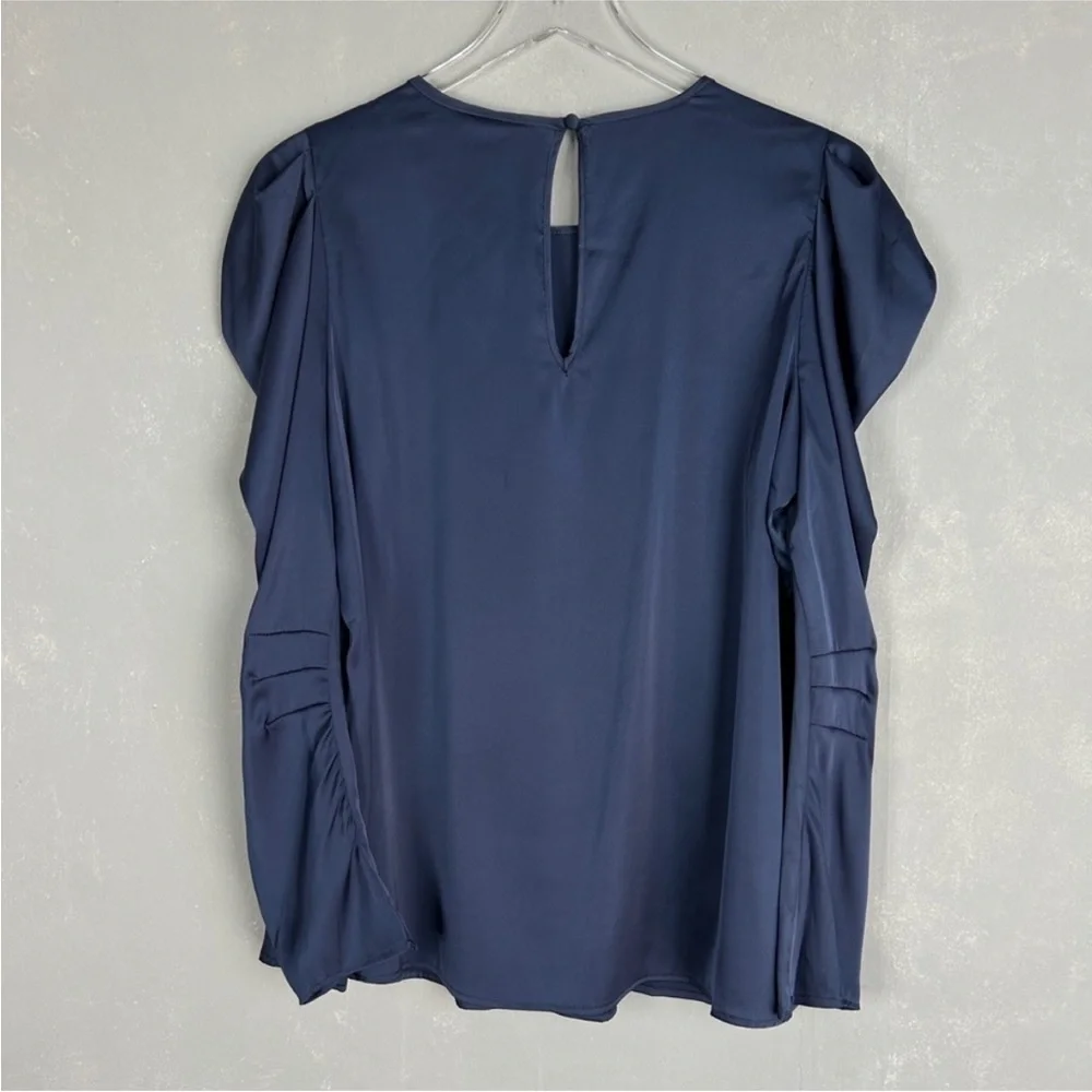 Torrid size 00 10 satin puff long sleeve blouse navy blue elegant NWT - Picture 7 of 11